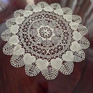 Vintage 1950s  Beige Table Centerpiece Crochet Doily Cluny Bobbin Lace 15 Inch